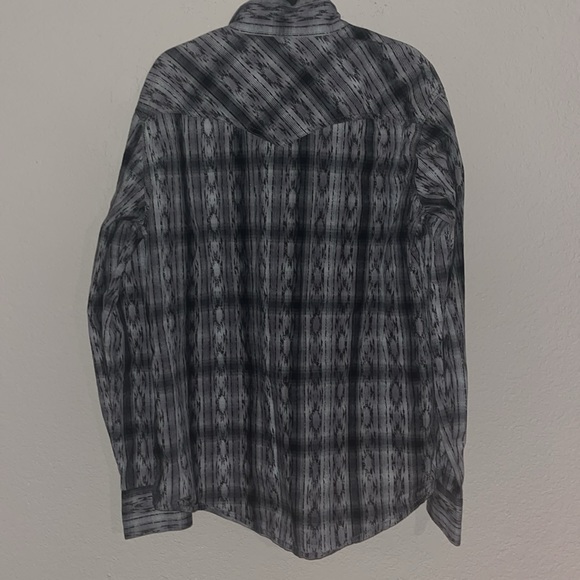 Wrangler retro long sleeve pearl snap size XL - Picture 3 of 4